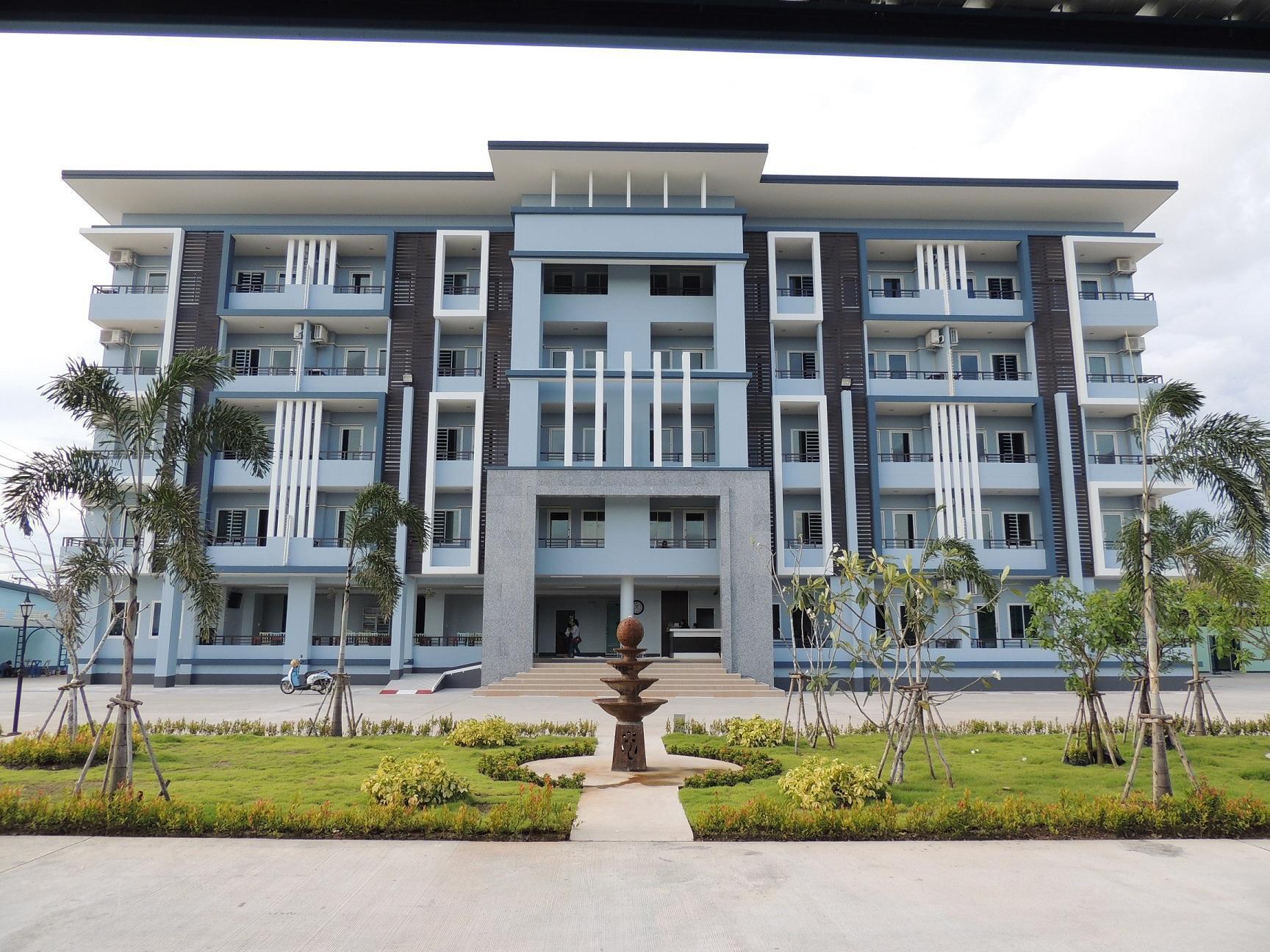 Trang Grand Hotel Exterior photo